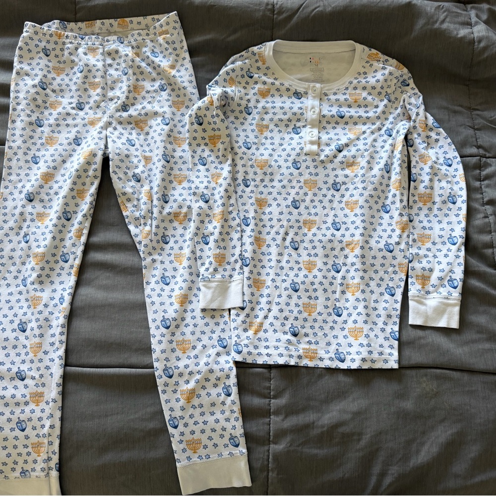 Roller Rabbit Kids Hanukah Pajama Set - Blue and White